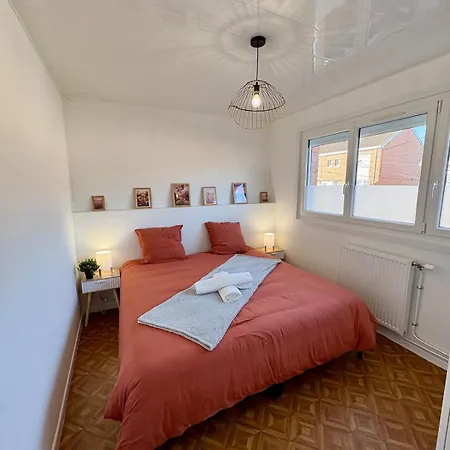 Holiday home Maison Chaleureuse Et Spacieuse Marly (Nord)