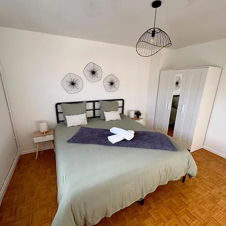 Maison Chaleureuse Et Spacieuse